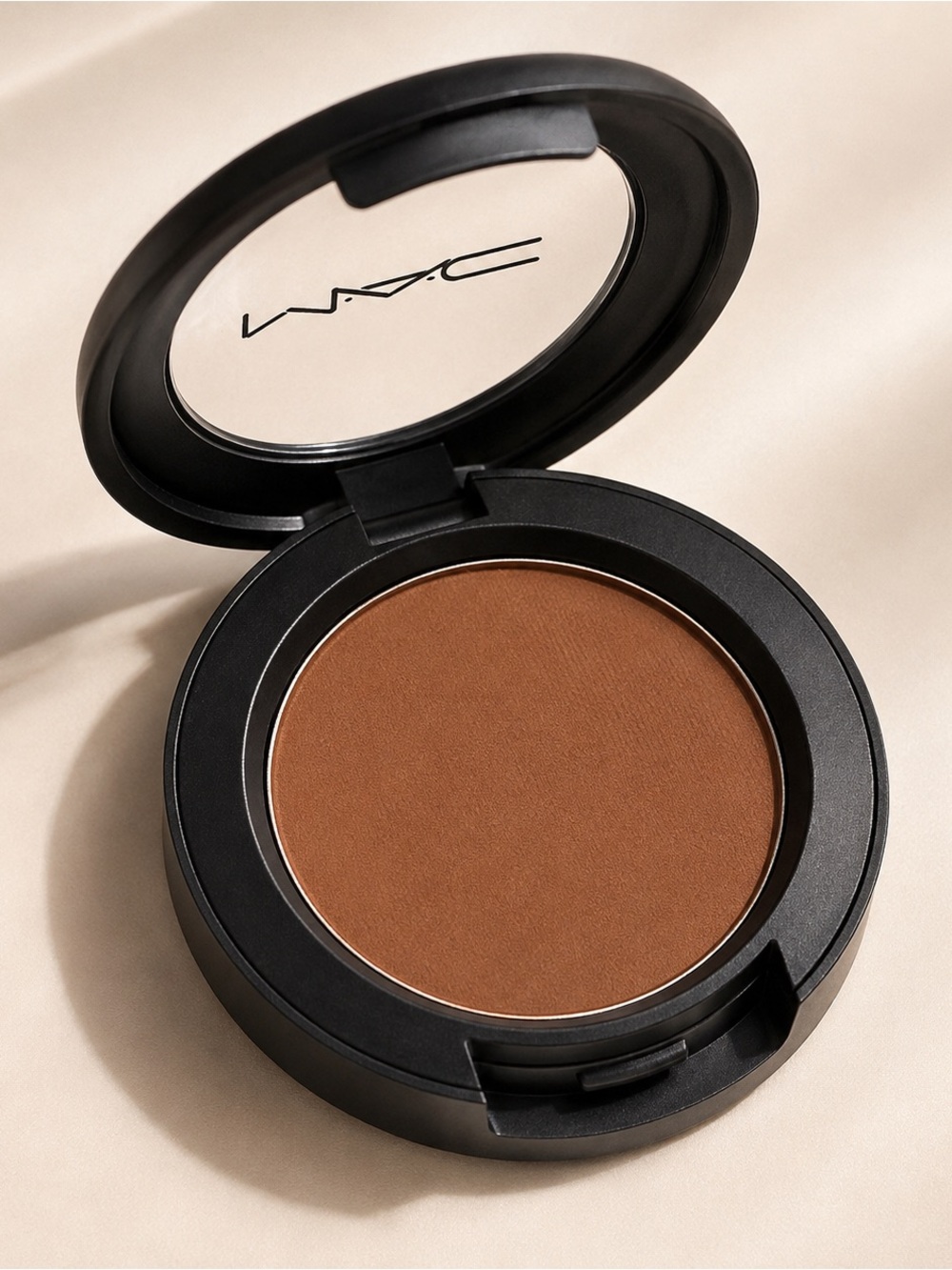 MAC Cosmetics Bronzer Pressed Powder - Warm Brown Tone